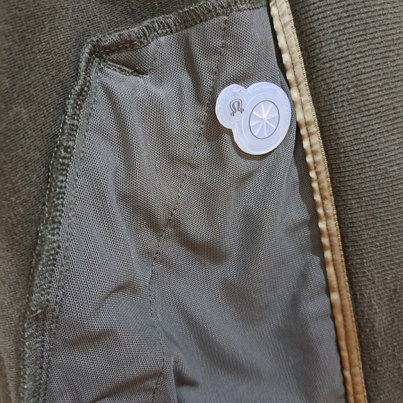Lululemon jacket - Picture 8 of 8